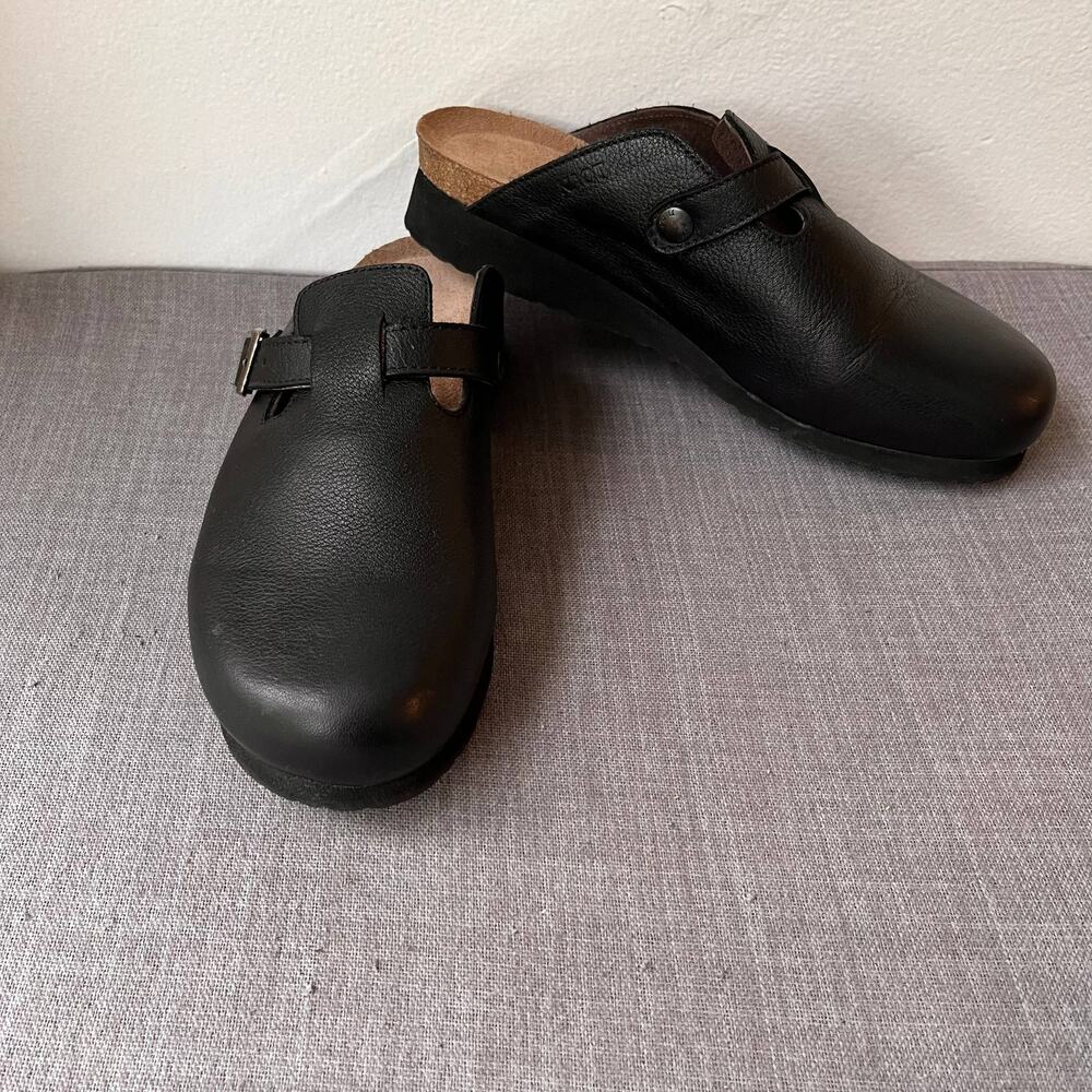 NAOT AUTUMN Clog Womens Size EU 40 US 9 Black Leather Minimalist Mule Comfort